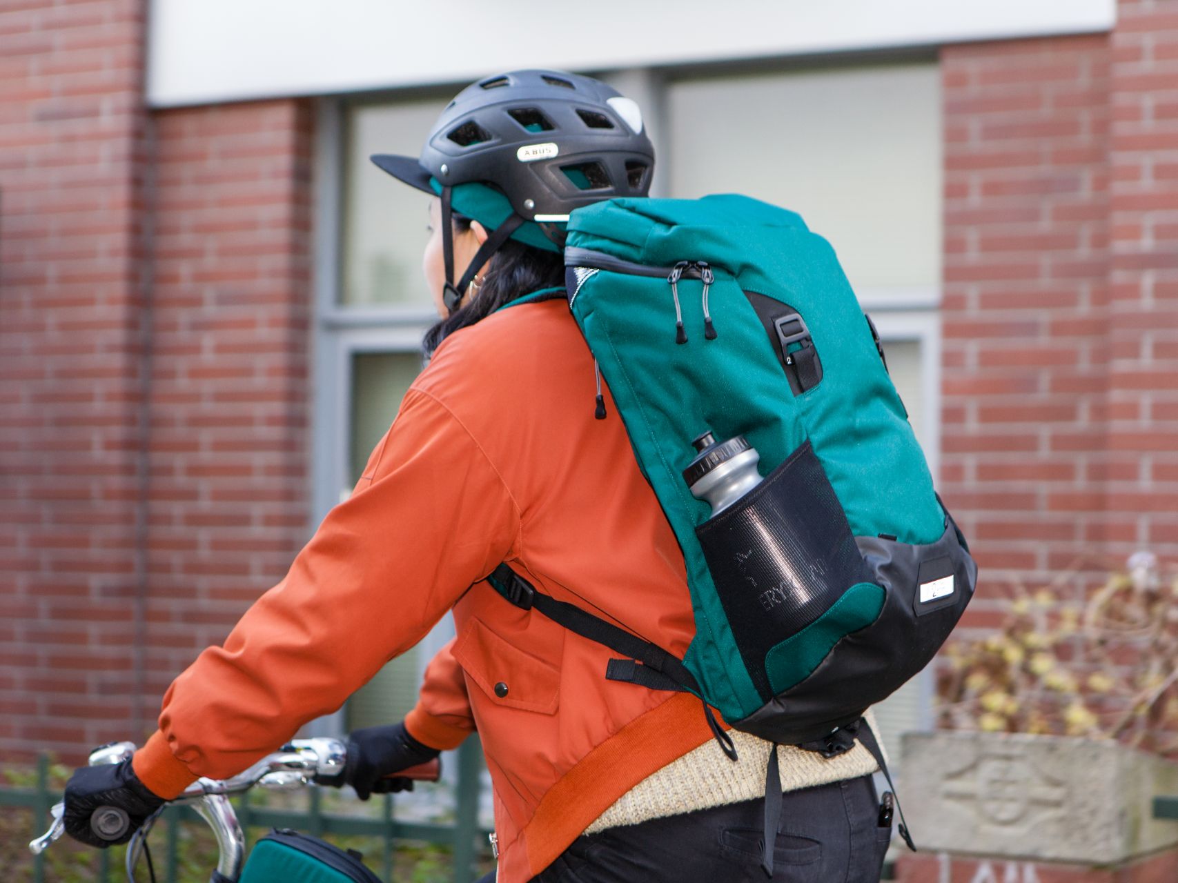 Cycling clearance commuter backpack